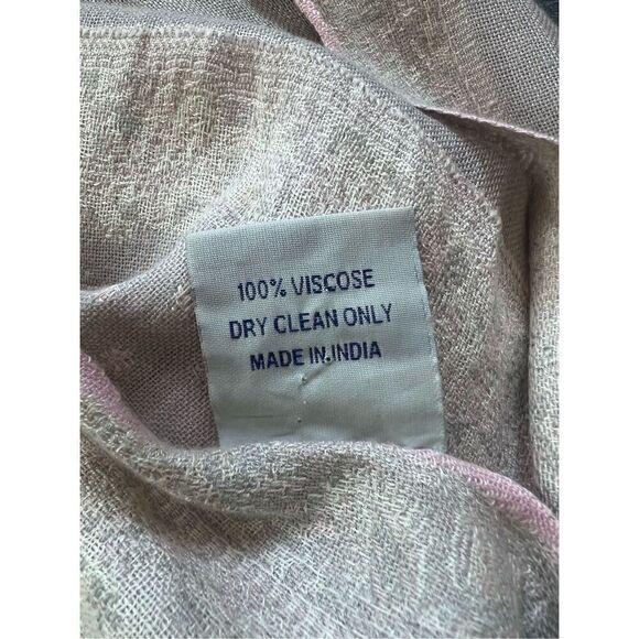 Bindya Pale Pink Gray Paisley Scarf w Fringe - Picture 5 of 9